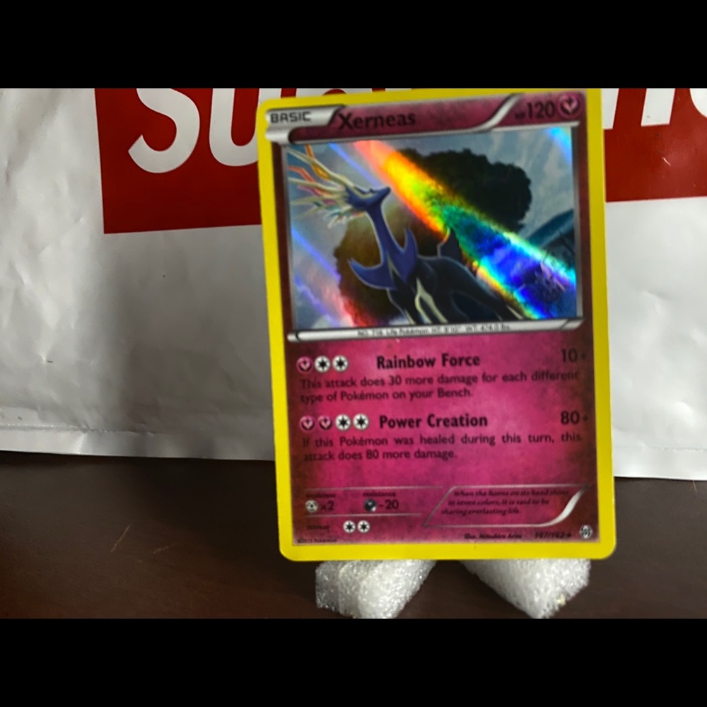 Pokémon Collectible Bundle Boxes - Picture 15 of 17